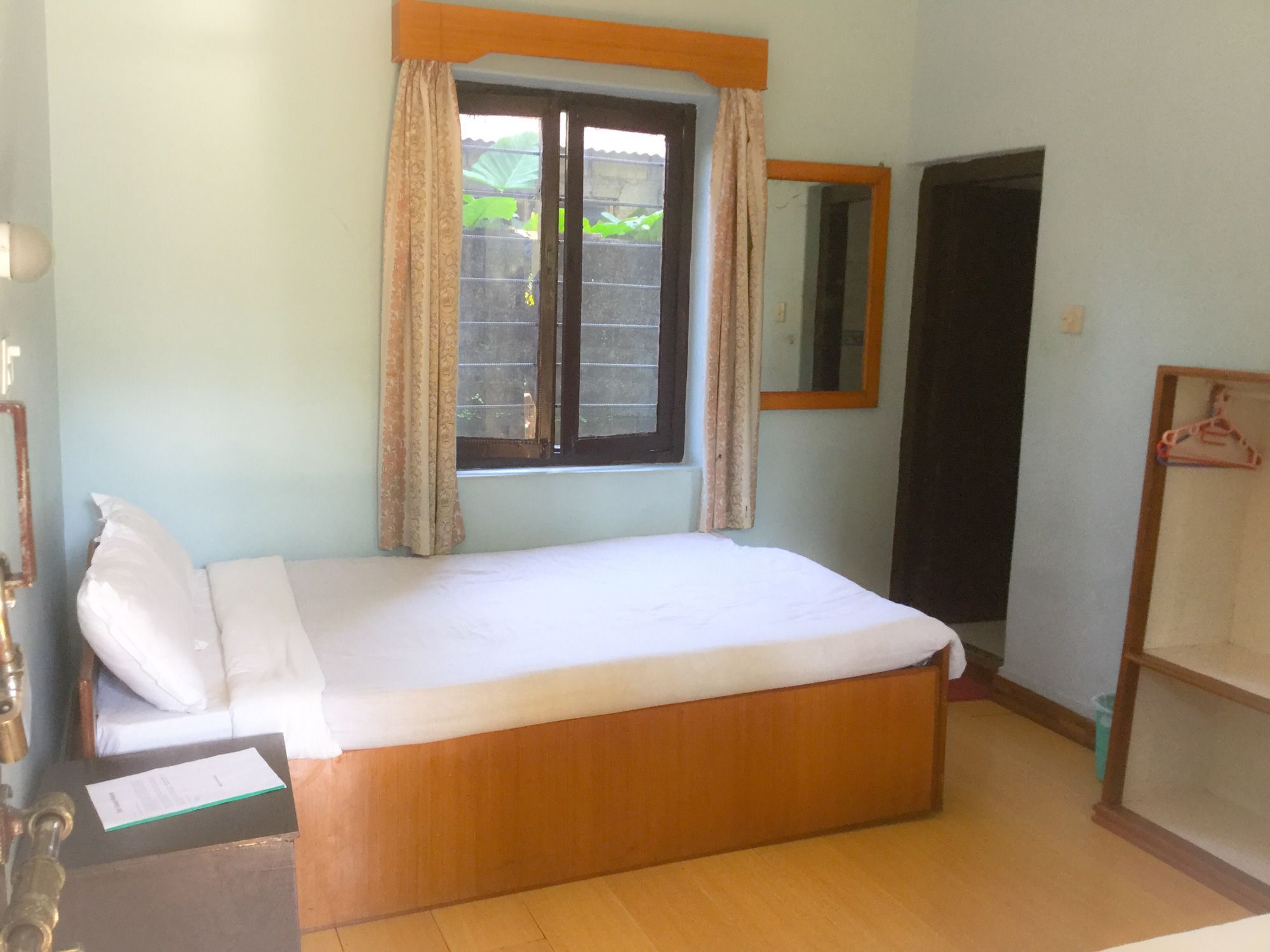 Yeti Guest House Похара Екстериор снимка